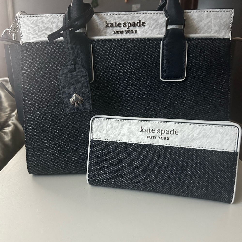 Kate Spade Navy Blue and White Bag